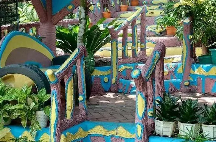 Hotel Reddoorz @ Papa Tasie Camotes Cebu