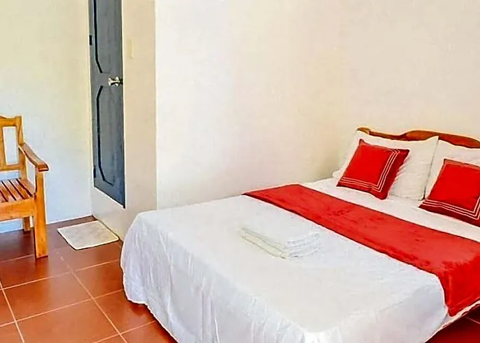 Reddoorz @ Papa Tasie Camotes Hotell Cebu